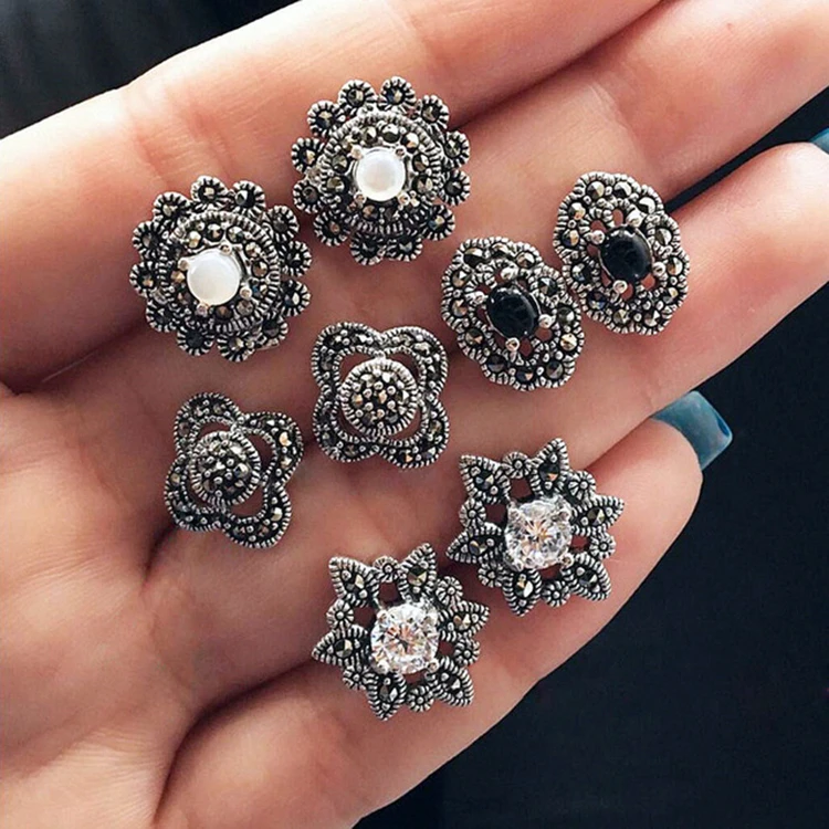 

4 Pairs/Set Vintage Variety Flower Crystal Stud Earring Set for Woman Opal Dazzling Earrings Jewelry (KES014), Same as the picture