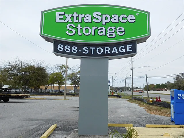 custom made lightbox advertising signages illuminated free standing aluminum outdoor signs