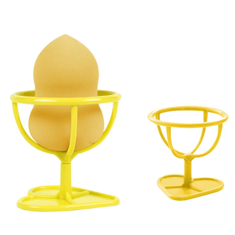 makeup sponge holder2.jpg