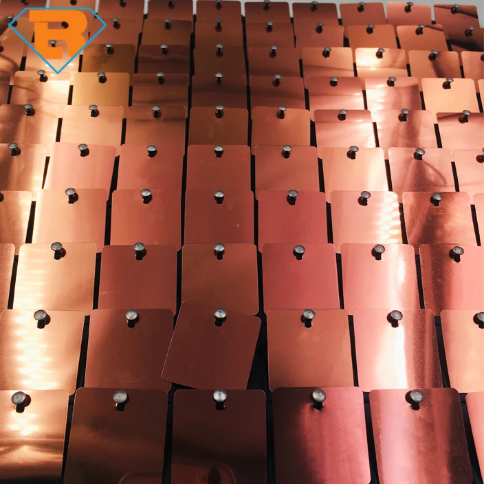 Champagne Gold 03.jpg