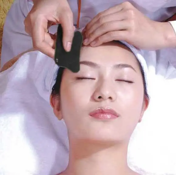 Гуаша массаж для лица техника скребком фото