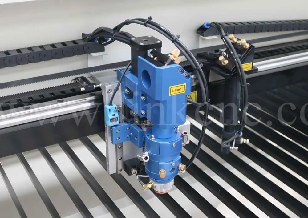 CNC steel metal sheet laser cutting machine with CE 2500mm*1300mm with DOUBLE cutting heads