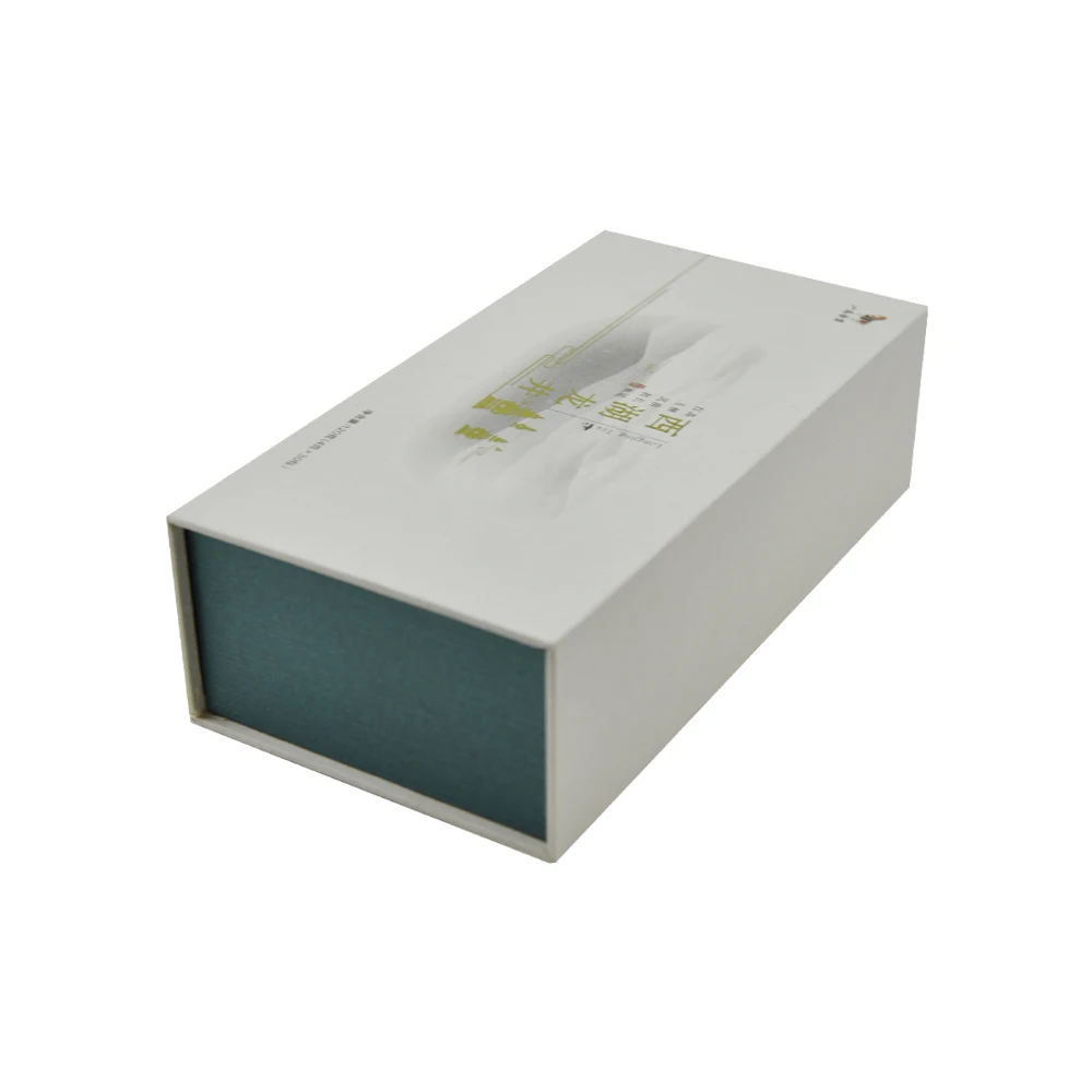 Magnetic Gift Box 3.jpg