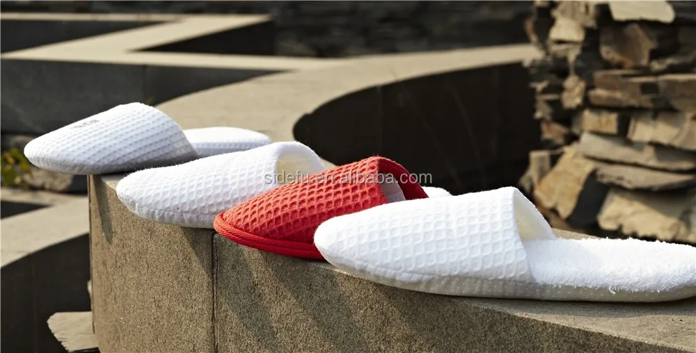 Waffle Hotel Indoor White Slipper.jpg