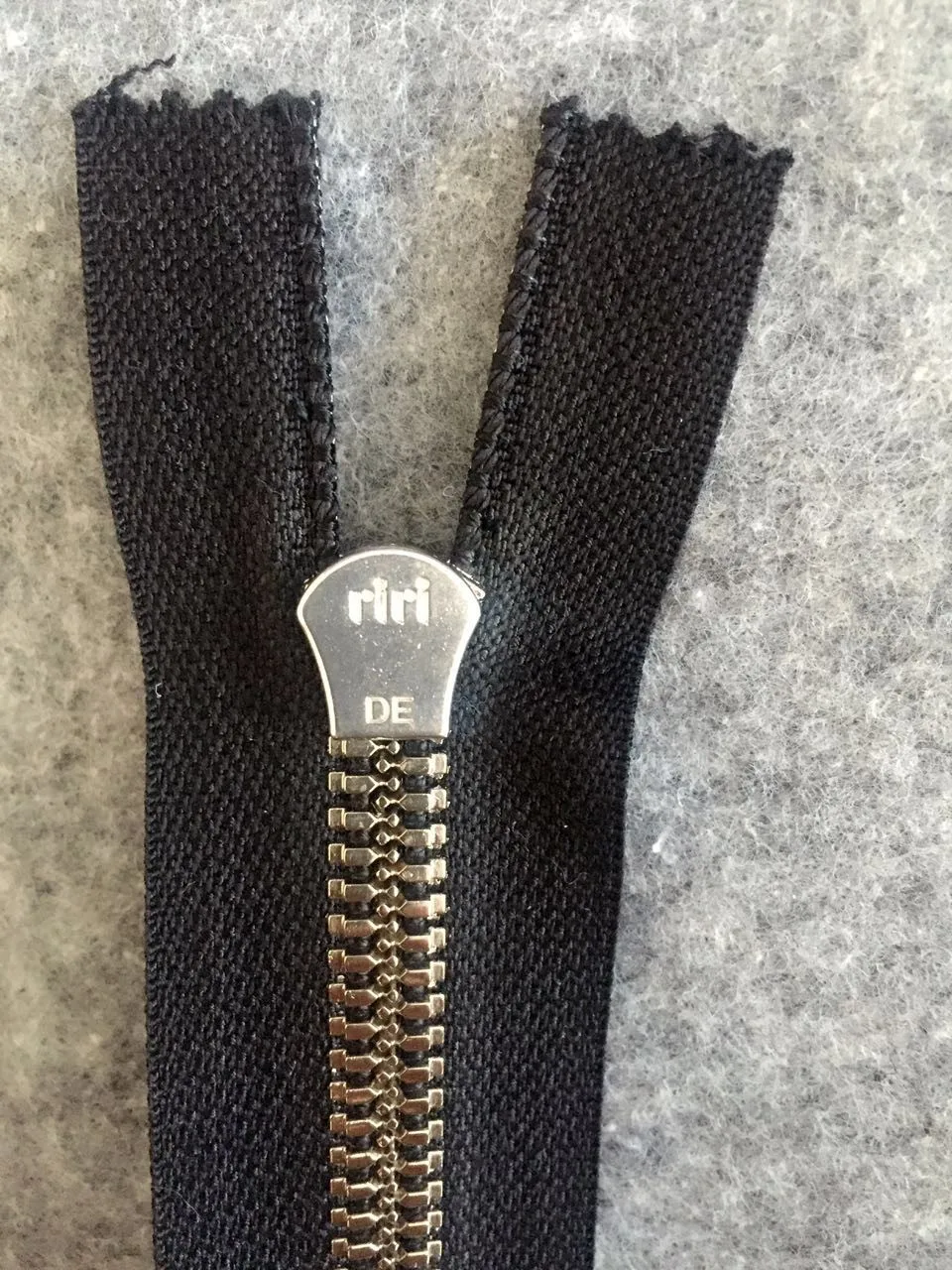 Zinc Alloy Openend Riri Metal Zippersilver Teeth Riri Zipper Buy