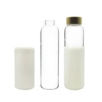

Silicone Sleeve clear BPA Free Borosilicate 550 ML Glass Water Bottle with Bamboo Lid sports