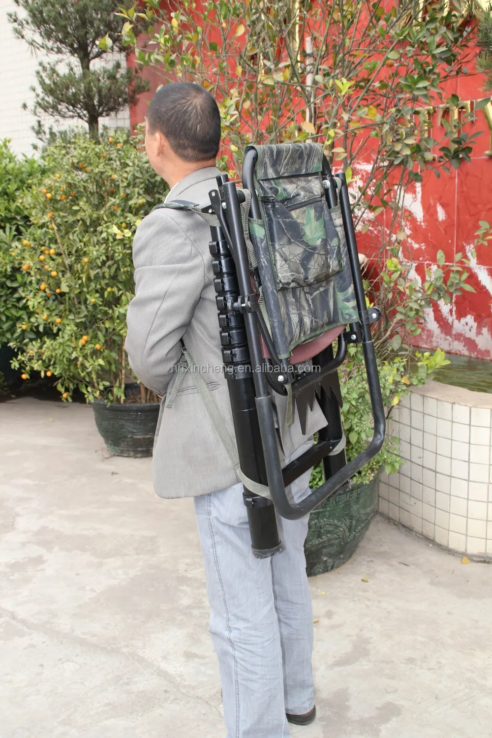 Aluminum Telescopic Hunting Tree Stand With Backpack - Buy Telescopic ...