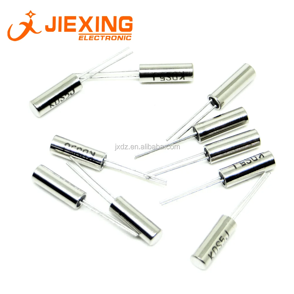 Crystal Oscillator 32.768khz 3*8mm 10ppm Dt38 Dip Kds Original Rtc