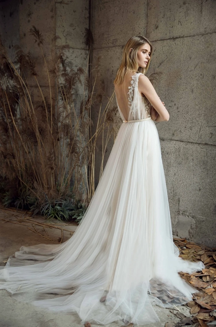 Bridal Fairy Style Imperial Tulle Backless Wedding Dress Gown For