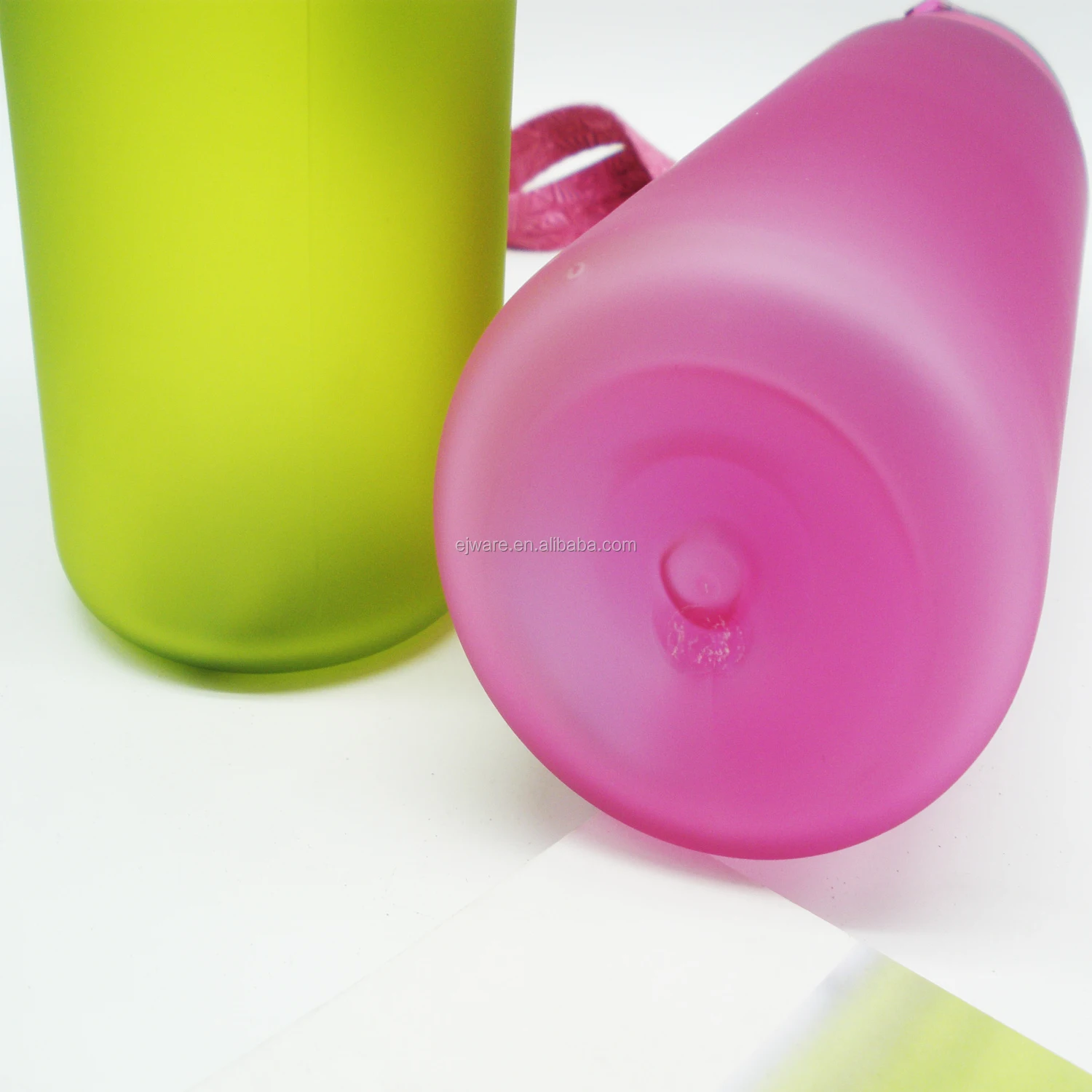 Fliptop Lid Drinking Bottle Sport Plastic Water Beverage Bottles