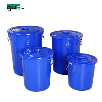 plastic buckets with handles