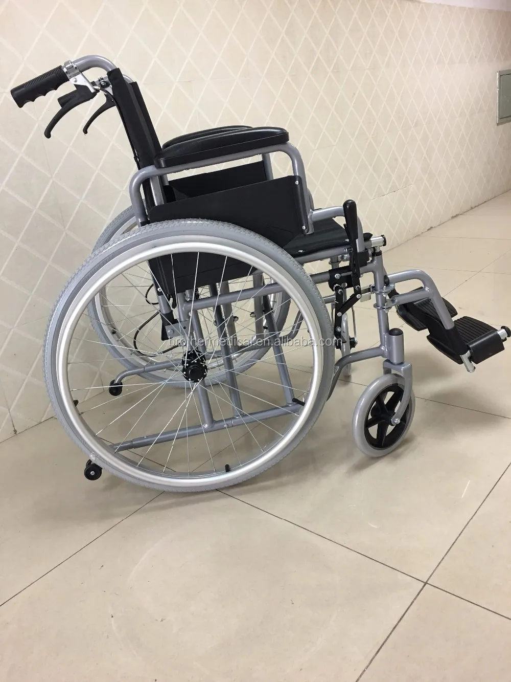 Aluminum Reclining Wheelchair For Disabled People Or Old People ...