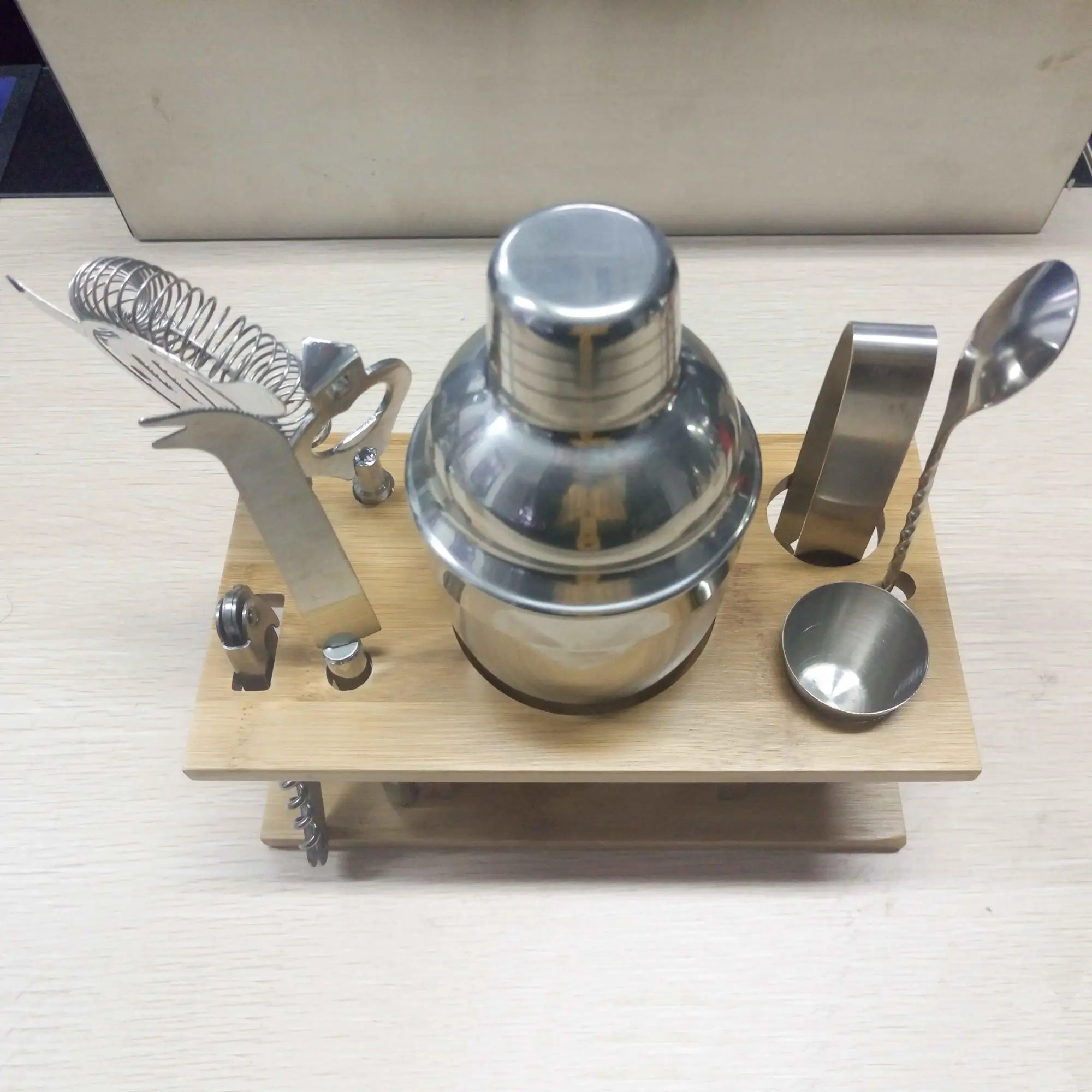 cocktail shaker set.jpg