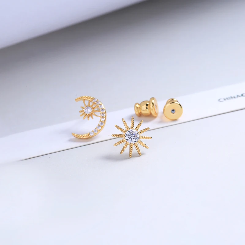 

me0061 2018 Earrings Simple Zircon Moon And Star High Quality Stud Earrings, White