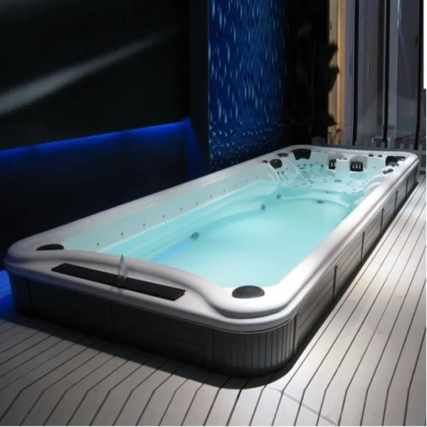 1 rectangular hot spa tub.jpg
