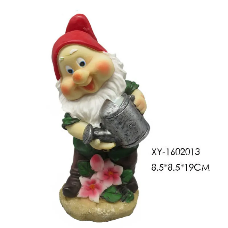 resin gnome statue