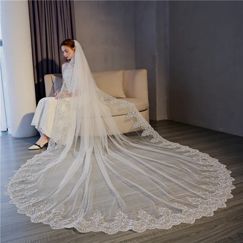 

2019 Real Photos High Quality 2 Tiers velo Cathedral Sequined Lace Wedding Veil with Comb New Bridal Veil velo de novia fan velo, White ivory