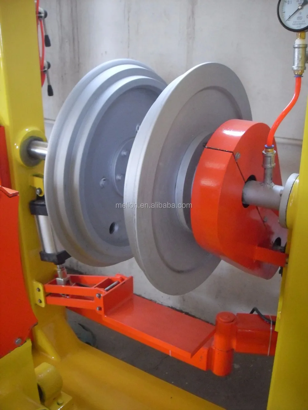 Tire Retreading Buffing Machine Products from Rizhao Melion Industry Co