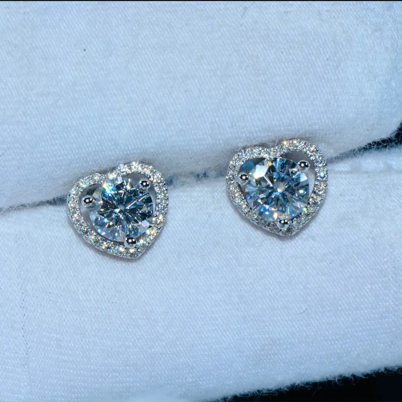 

Moissanite Diamond Earrings Love Heart Shape Stone 925 Sterling Silver Earrings Jewellery Factory Wholesales Women Earrings 2019, Silver color
