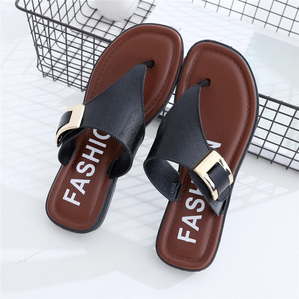 

European and American flat flip-flops sandals for women's slippers