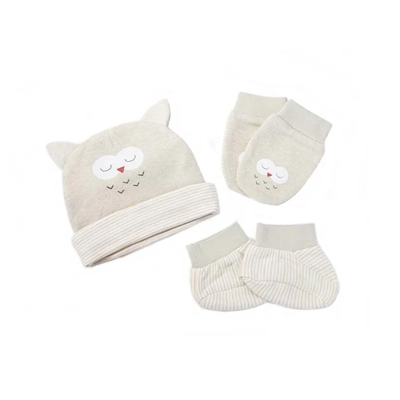 baby mittens and booties