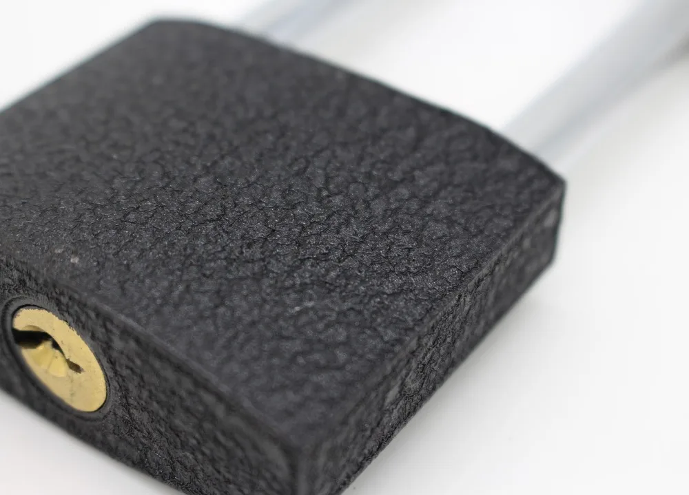 
Vietnam Cambodia Myanmar market hot sale short long shacke black padlock iron pad lock 