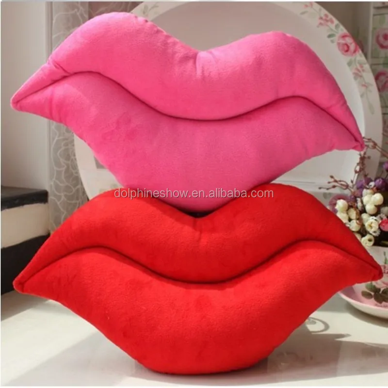 lip pillow