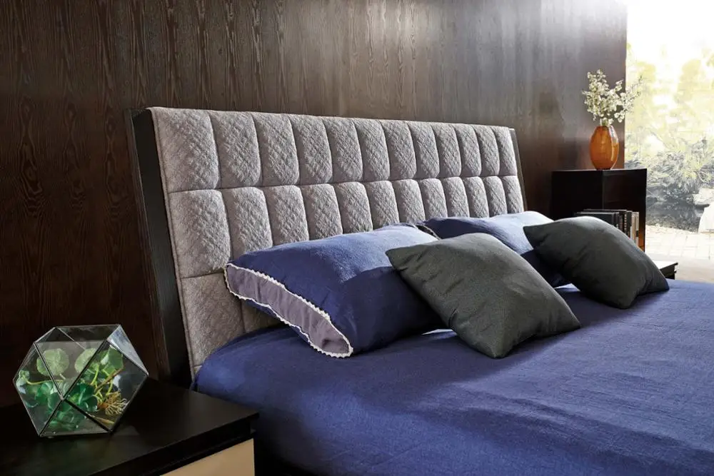 New Desgin Solid Wood Sturdy Modern Bedroom Furniture Buy Modern