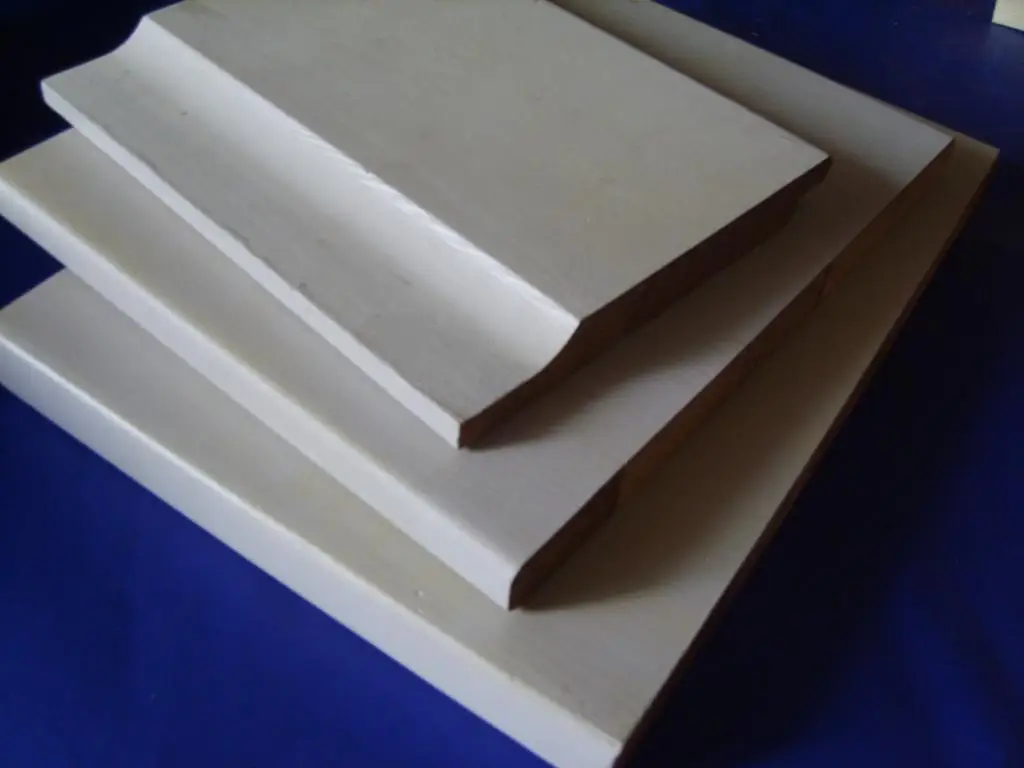 Factory Direct White Water Based Primer Solid Wooden Ceiling Moulding Skirting Baseboard Buy Primed Wood Moulding Flooring Trim Baseboard Floor