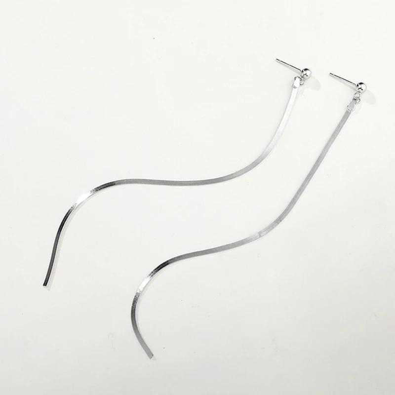 

Curved shape rhodium color 925 sterling silver jewelry earring