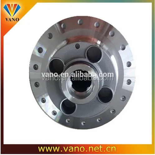 C100/DREAM motorcycle rear wheel hub