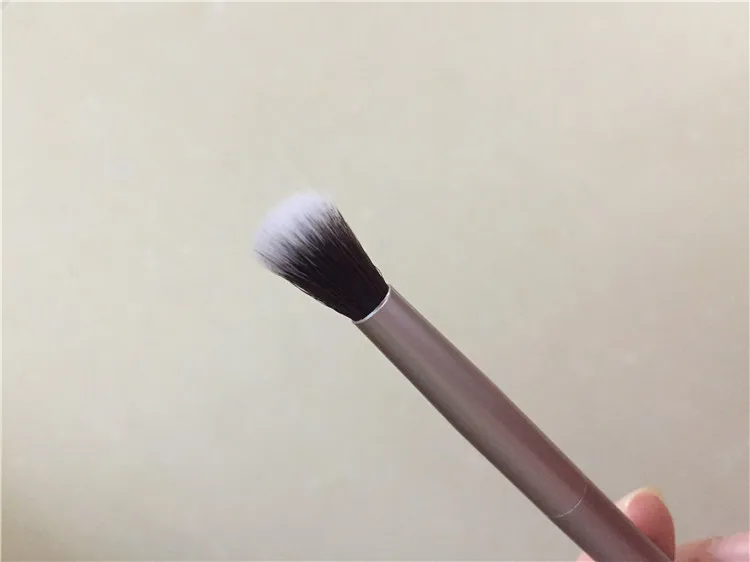NC0085 makeup brush (4)