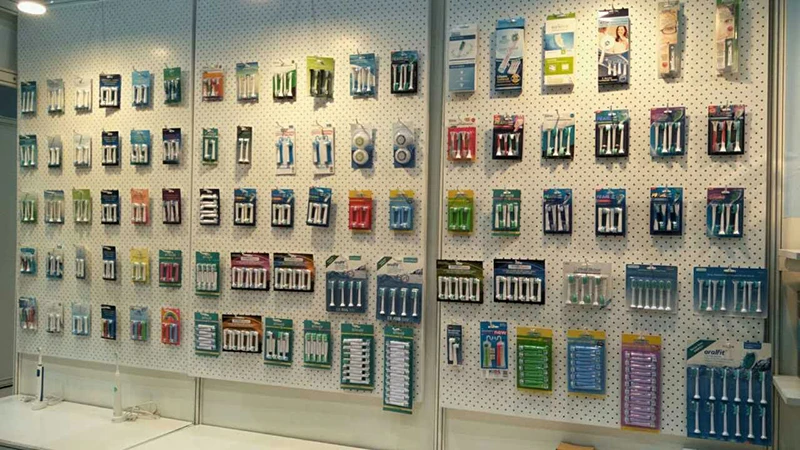 Electric Toothbrush Head with Soft Bristles and Dupont Nylon Bristle Replacement Toothbrush Head with 1 Year Warranty