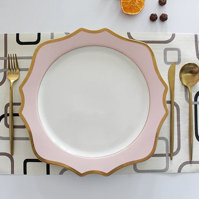 Hot Sale Porcelain Pink Charger Plate With Gold Rim Ceramic Dinnerware Set Wedding Dinner Plate
