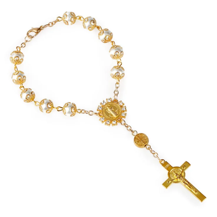 

2019 Best Seller Creative Gold Plated Religious Souvenir Catholicism Cross of Jesus Jewelry Pearl Inset Rosary Beads Bracelet, Gold and silver