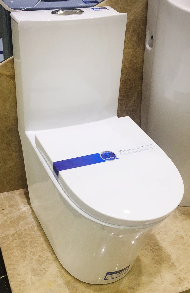 2019 new  succinct toilet ceramic toilet sanitary ware