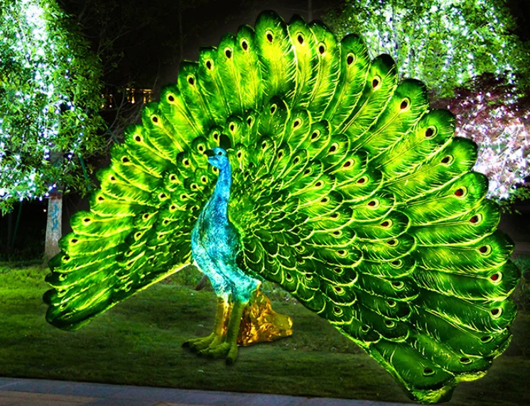 Fiberglass Resin Handmade Craved Peacock Statue Garden Park Decoration