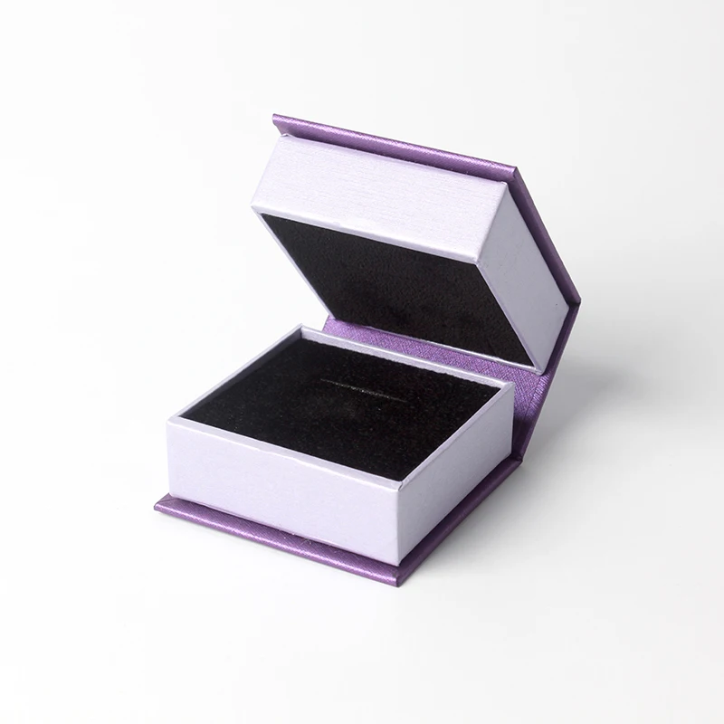 

Custom Colorful Small Square Ring Packaging Jewelry Box