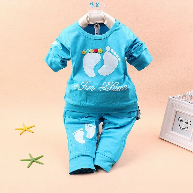 All Listings Baby boy is in the toddler age and I wanted to start dressing him like a big boy, and let's be honest, onsies are a bit of a hassle these days when little man is on the go. I'm not big on my son wearing a lot of characters on his clothes so this shirt is perfect!