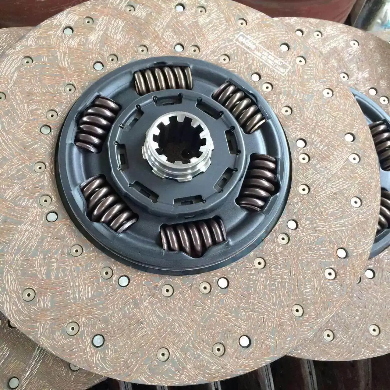 Cheap New Clutch Disc Plate For Daf Truck Cf85 Xf95 Man Nr.1385520r Buy Cheap Clutch Disc