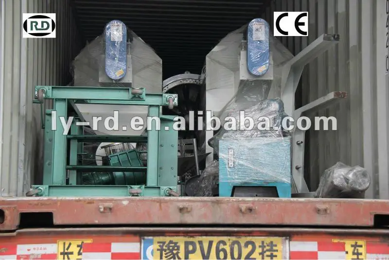 Precleaner-&-spare-parts.JPG
