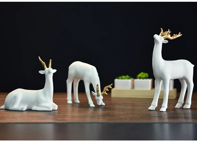 resin reindeer statue