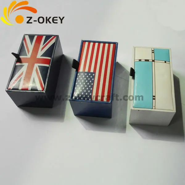 ZCB3224 Paper and plastic cufflink box with national flag pattern