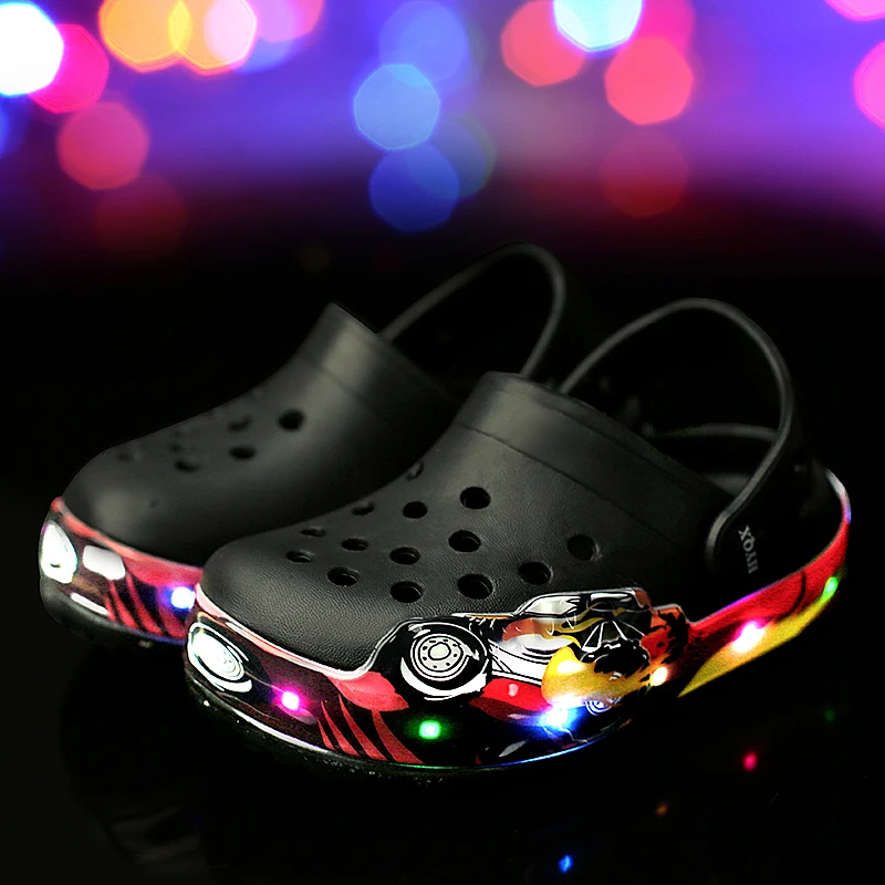 
Dropship New Design 2020 Fashion Children Summer Slippers Flat Jelly LED Shoes Kids Sandals with Light for Boys and Girls 