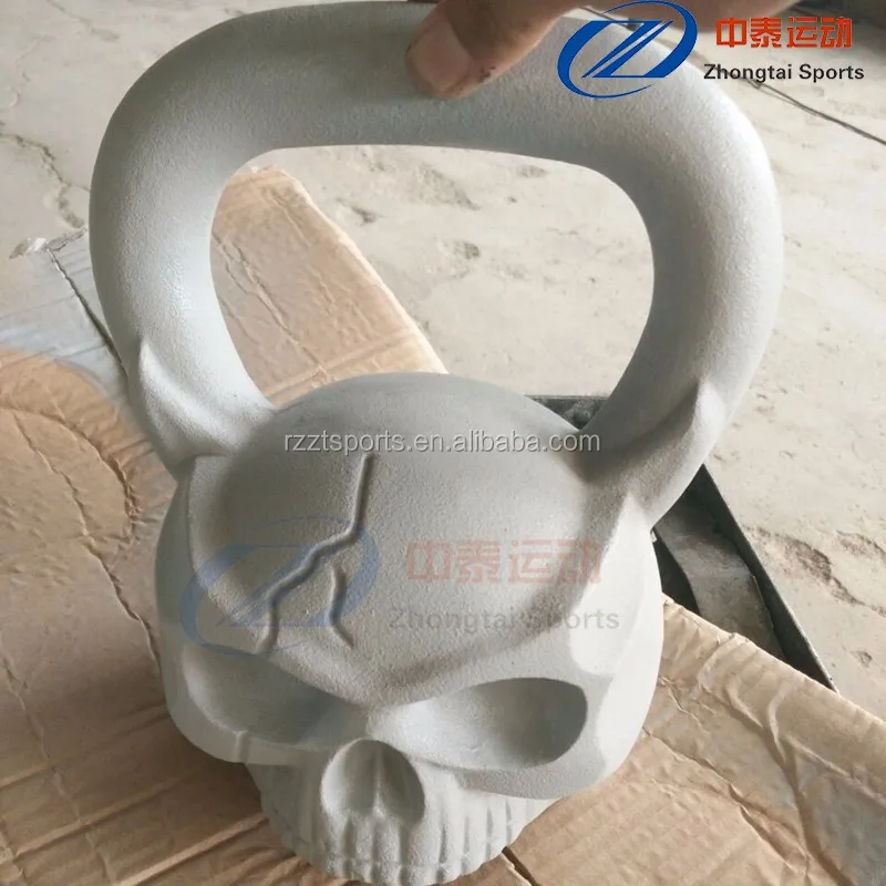 20kg skull kettlebell with logo 03 .jpg
