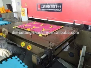 
cardboard EVA Foam fabric jigsaw puzzle paper die cutting machine 
