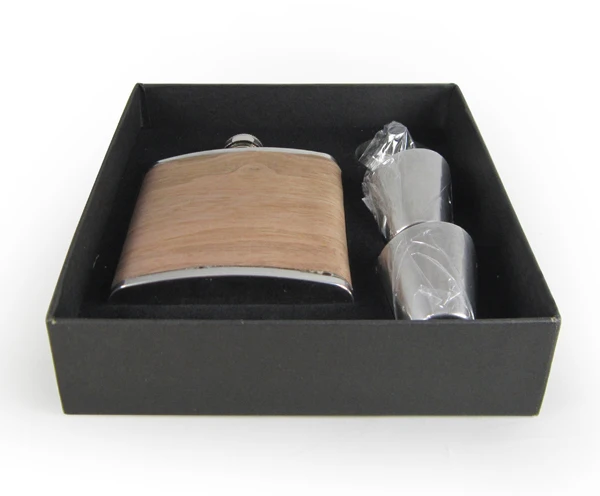 

Custom packaging box for stainless steel hip flask with mug, Natural wood colour