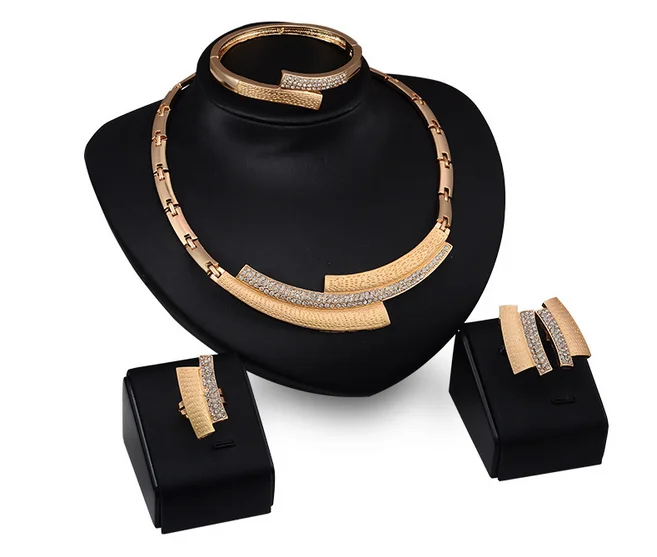 

Big Circle Style Crystal 2017 New African Costume Gold Plated Necklace Earrings Jewelry 4Pcs Per Sets