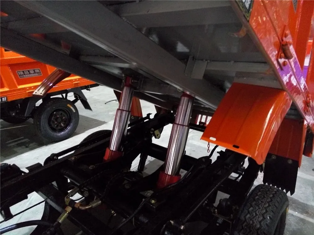Popular china vehicle double hydraulic tipper tricycle transport goods