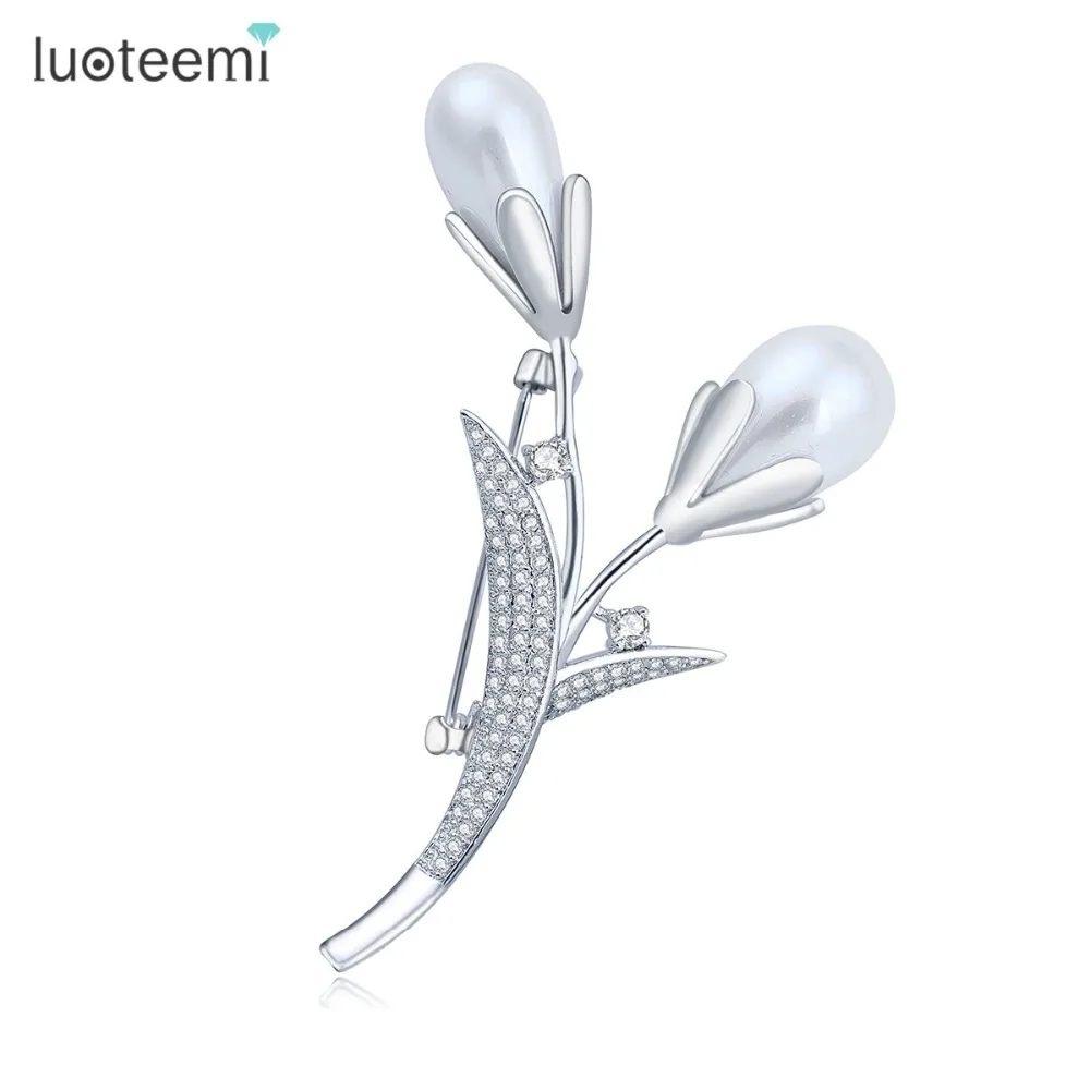 

LUOTEEMI New Platinum Plated Sparkling A AA Cubic Zircon Micro Pave Simulated Pearl Women Wedding Bridal Flower Brooch